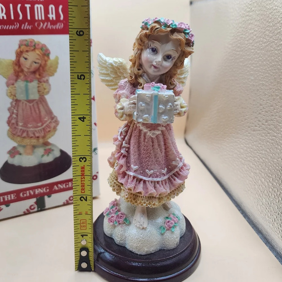 1996 House Of Lloyd Christmas Around The World The Giving Angel 6 Inch - Picture 7 of 7
